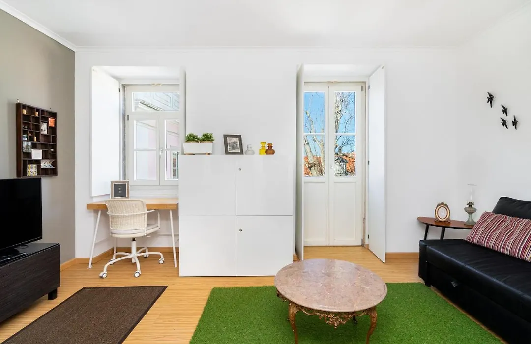 Whome | Trigueiros Downtown Apartment-1