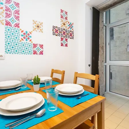 Whome | Trigueiros Downtown Apartment-2